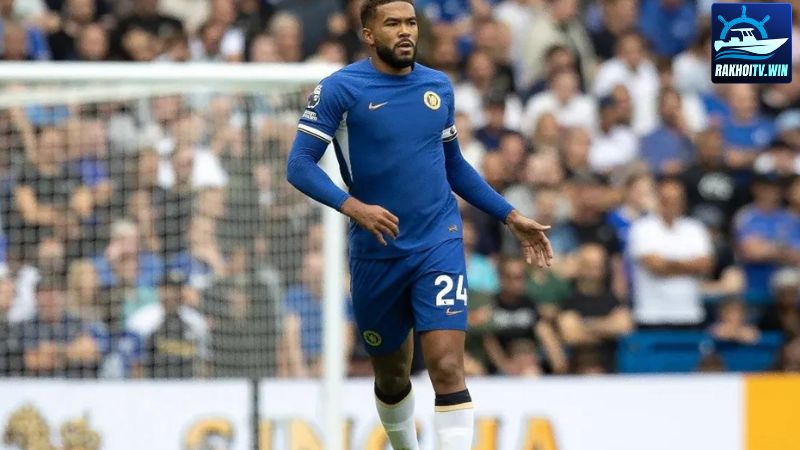 Số áo Reece James